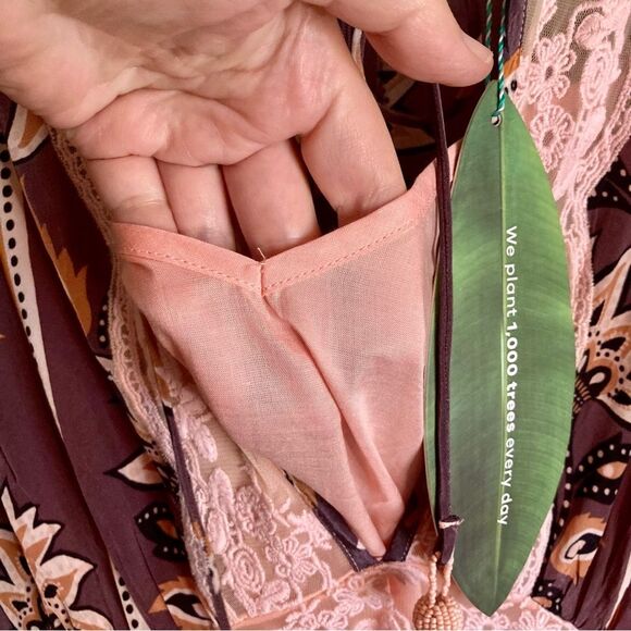 NEW FARM Rio Glam Tapestry Burgundy Lace Short Sleeve Maxi Dress Floral Pink XL - Picture 13 of 16